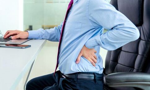 douleur dans le bas du dos due à une prostatite